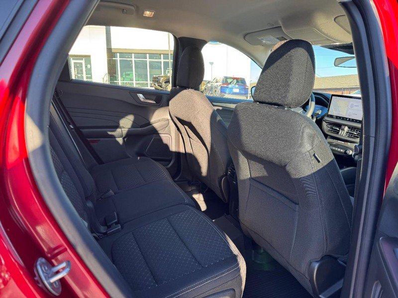 Used 2023 Ford Escape Active w/ Tech Pack #2 AWD/4WD image 11