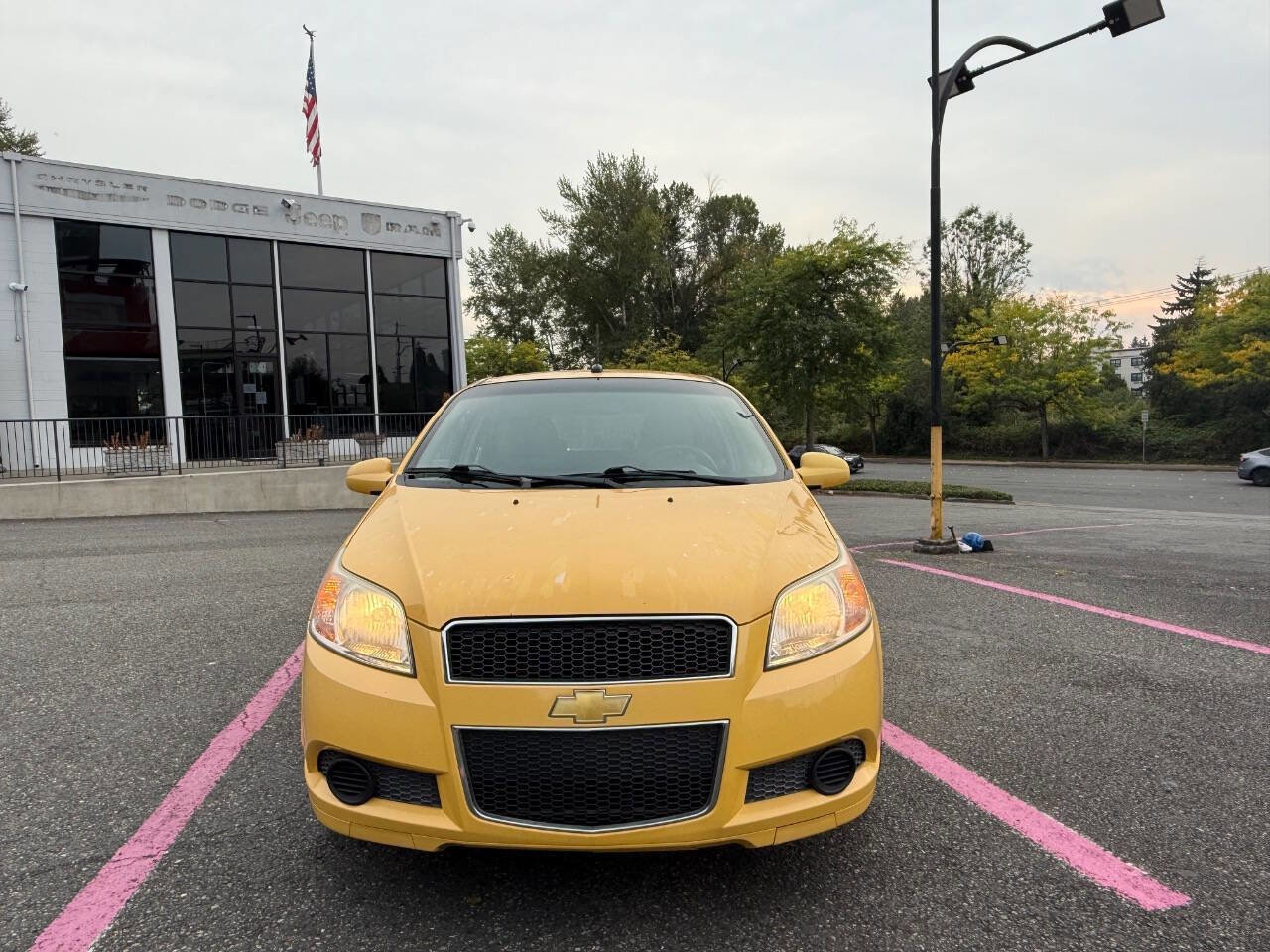 Used 2011 Chevrolet Aveo5 LT w/ Power and Convenience Package image 3