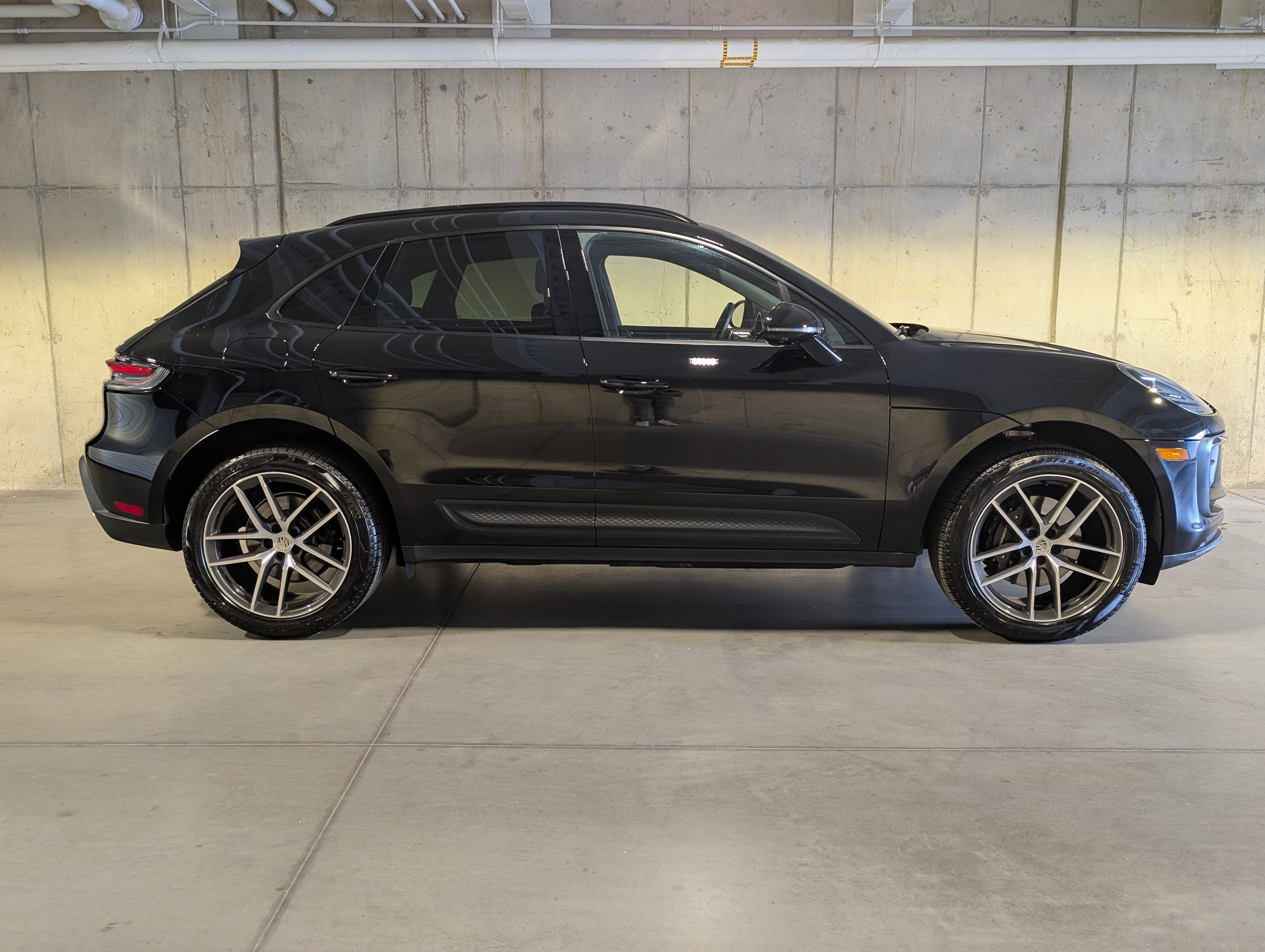 Certified 2026 Porsche Macan image 10