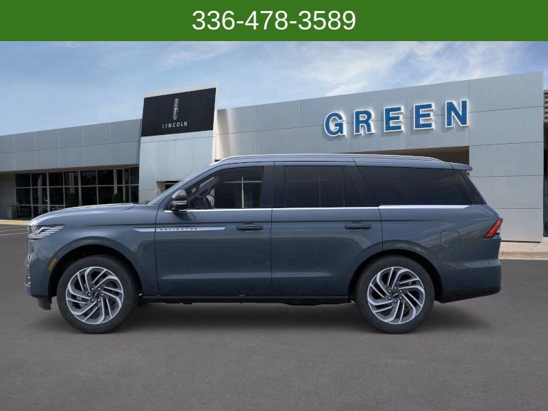 New 2025 Lincoln Navigator Reserve image 3