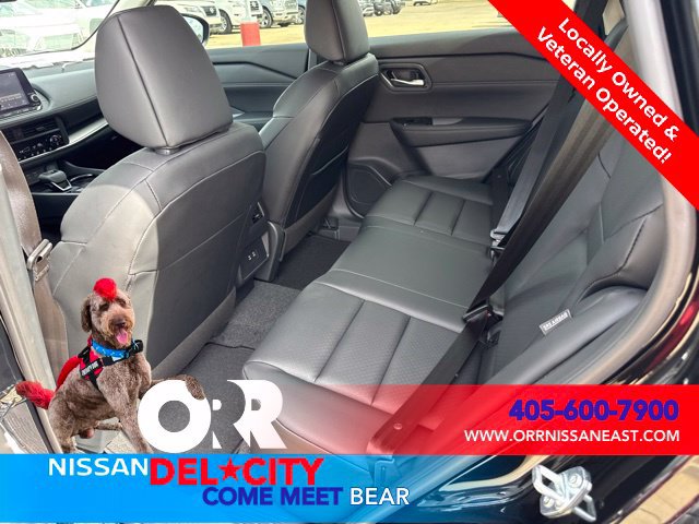 New 2027 Nissan Rogue Dark Armor FWD image 10