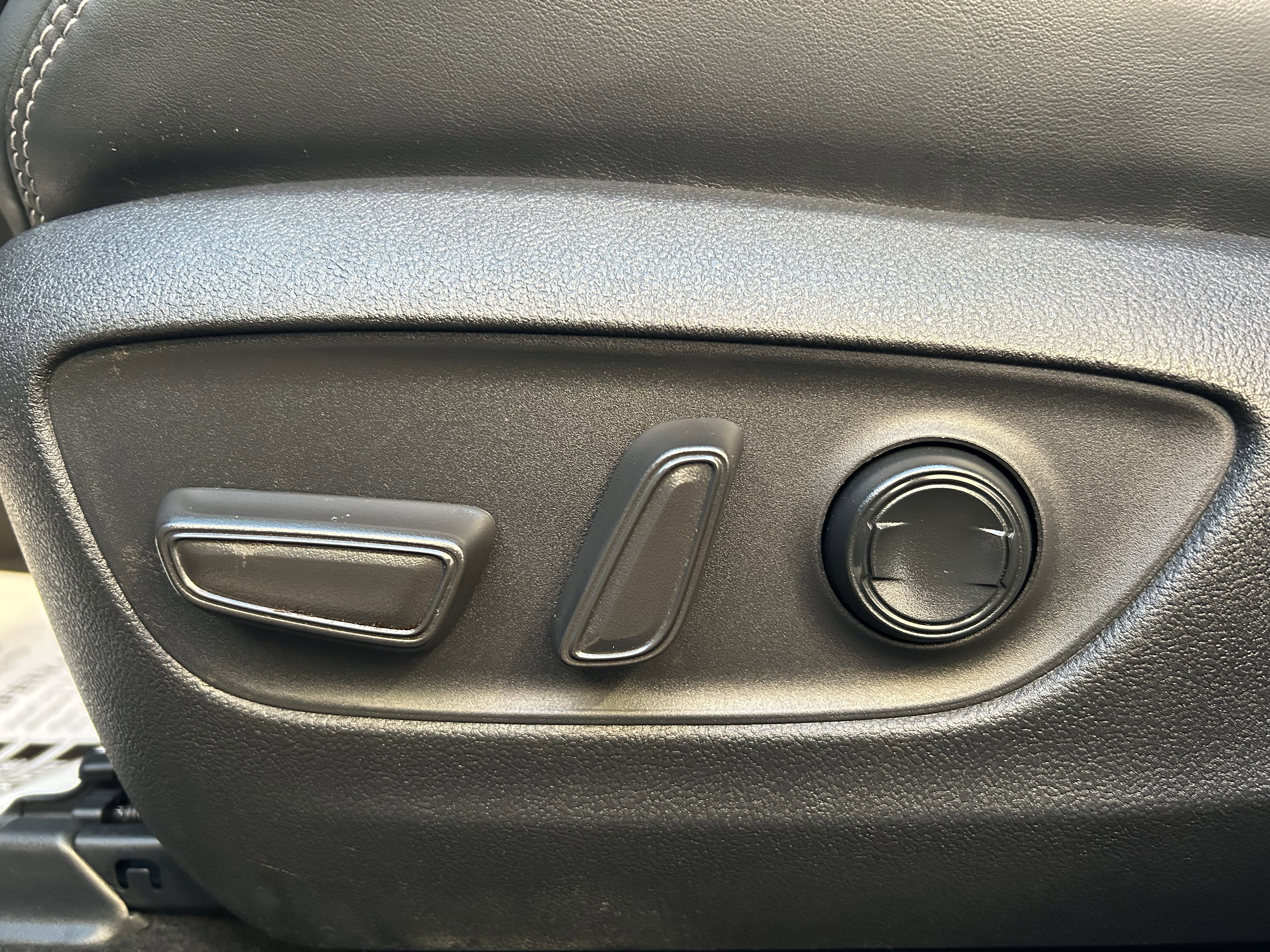 Certified 2023 Toyota RAV4 XLE Premium image 14