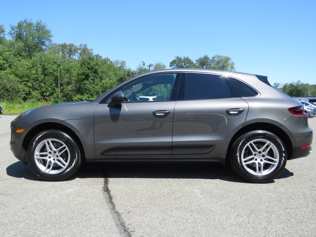 Used 2018 Porsche Macan Sport Edition AWD/4WD image 8