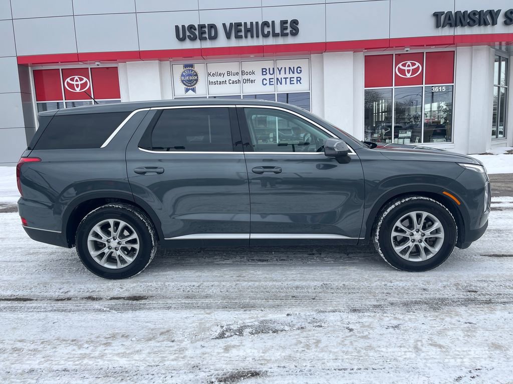 Used 2022 Hyundai Palisade SE image 7