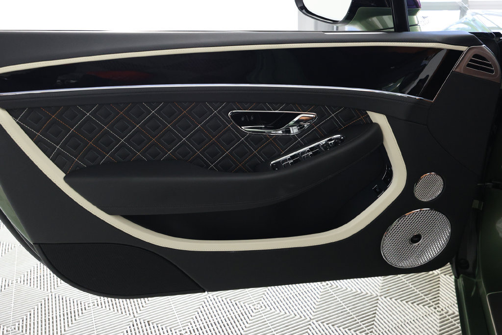 Used 2024 Bentley Continental GT Mulliner AWD/4WD image 19