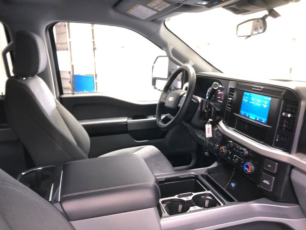 New 2026 Ford F350 XLT AWD/4WD image 24