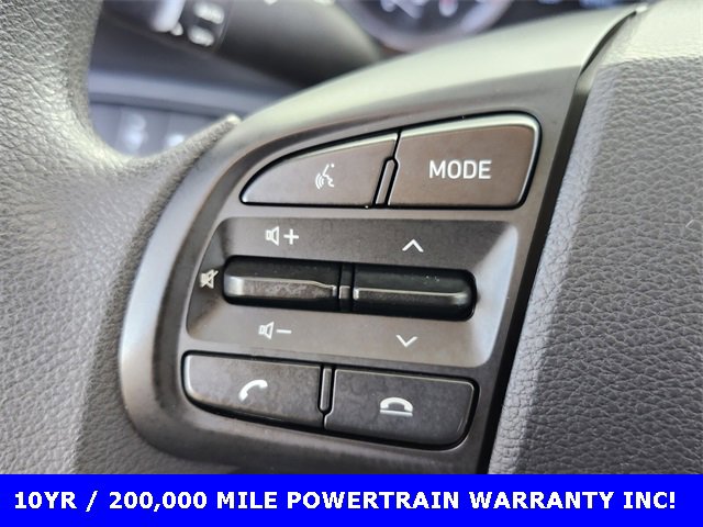 Used 2020 Hyundai Venue SE image 24