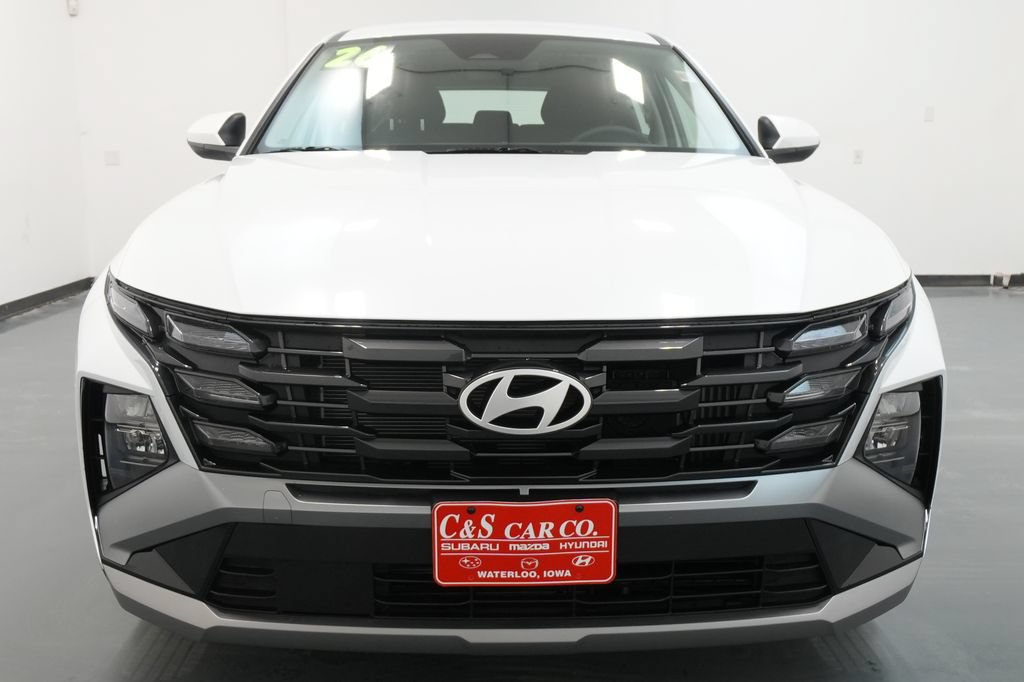 New 2026 Hyundai Tucson Blue SE w/ Tow & Go Package AWD/4WD image 2