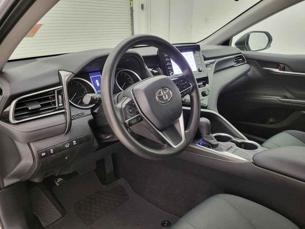 Used 2022 Toyota Camry LE image 25