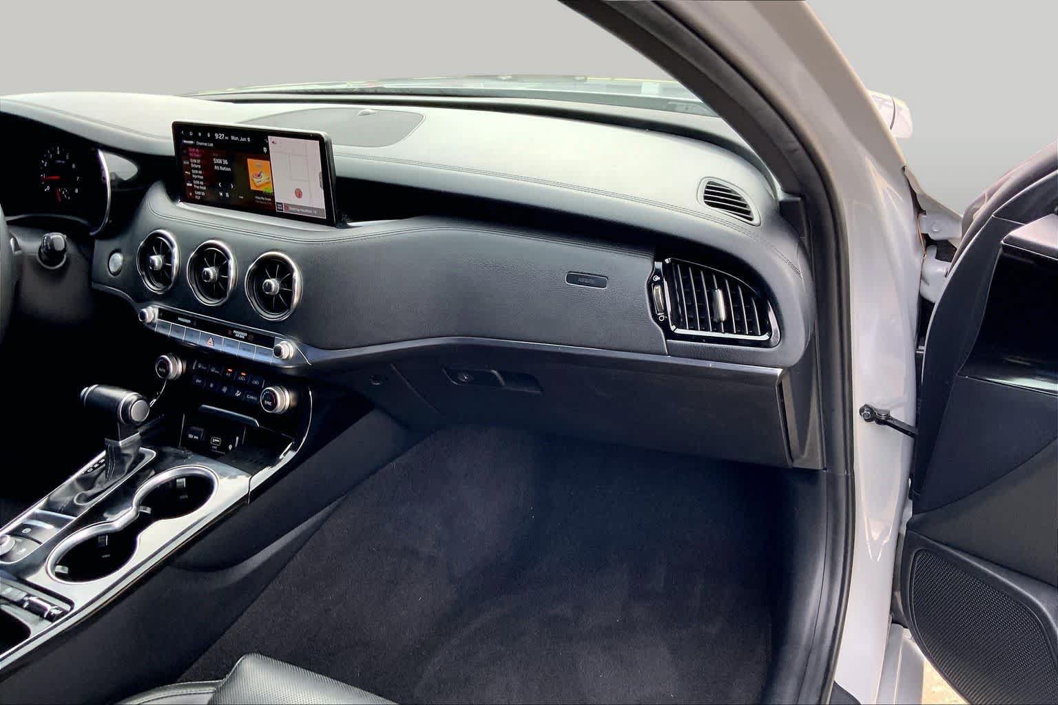 Used 2022 Kia Stinger GT-Line RWD image 18