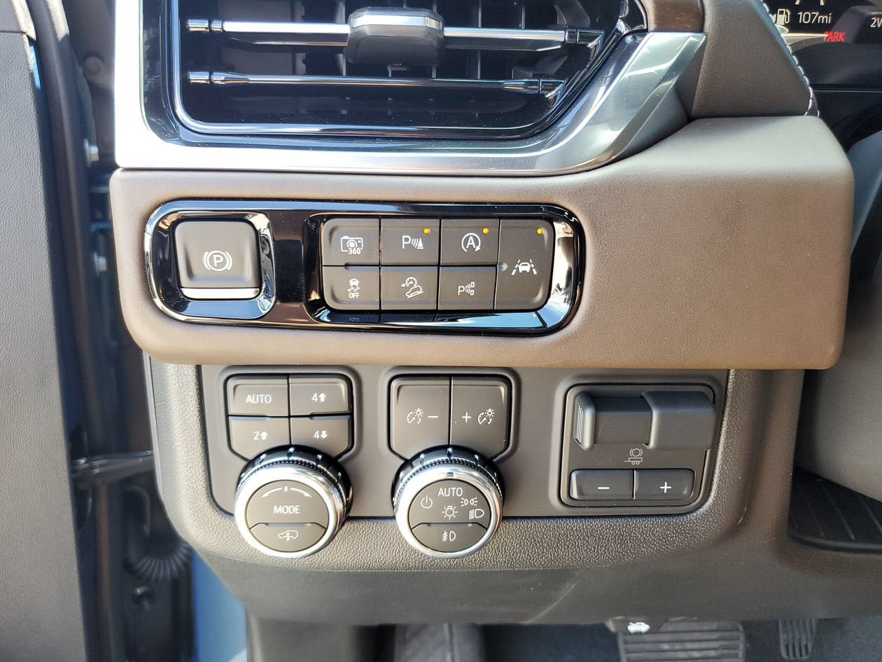 New 2026 GMC Yukon XL Denali Ultimate AWD/4WD image 29