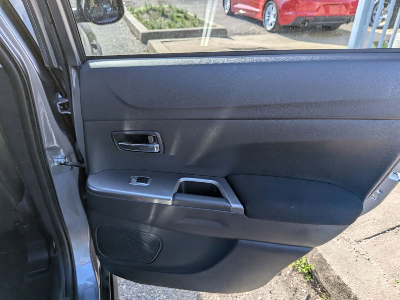 Used 2021 Mitsubishi Outlander Sport SE image 32