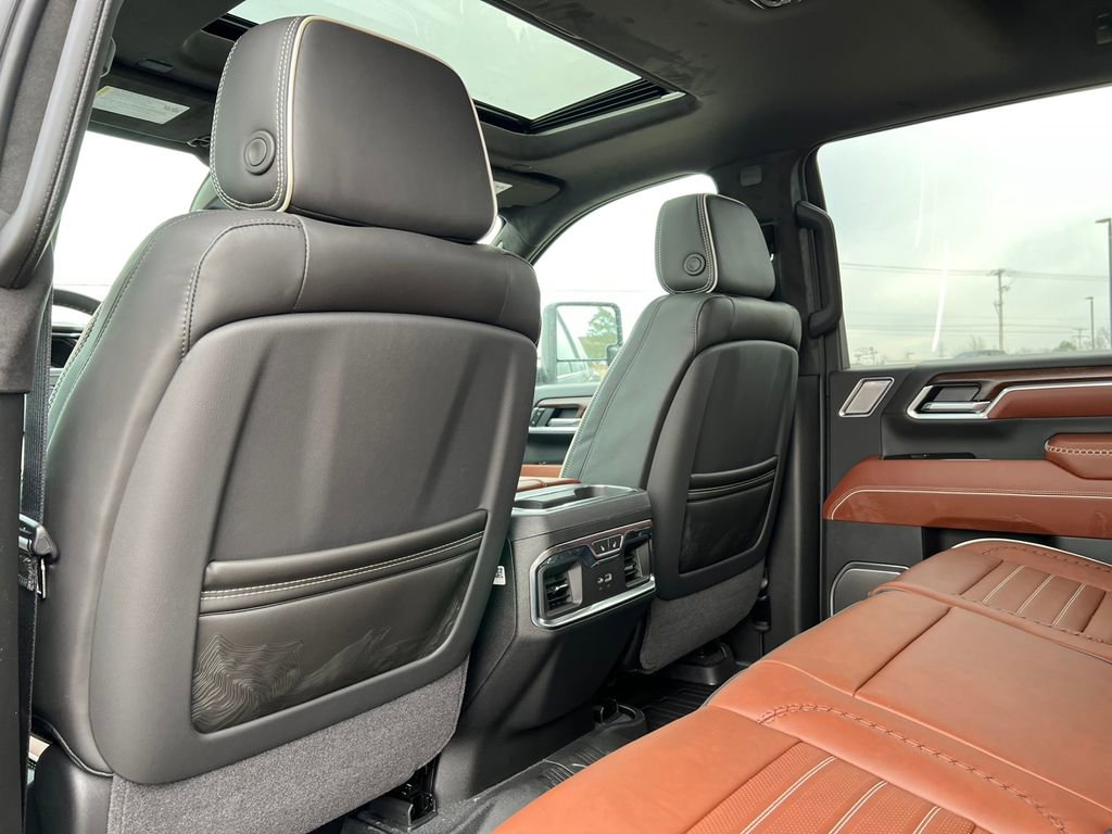 New 2026 GMC Sierra 3500 Denali Ultimate image 44