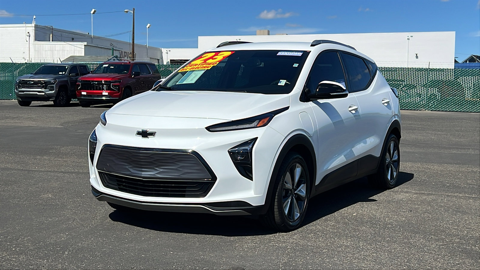 Certified 2023 Chevrolet Bolt EUV LT w/ Convenience Package image 1