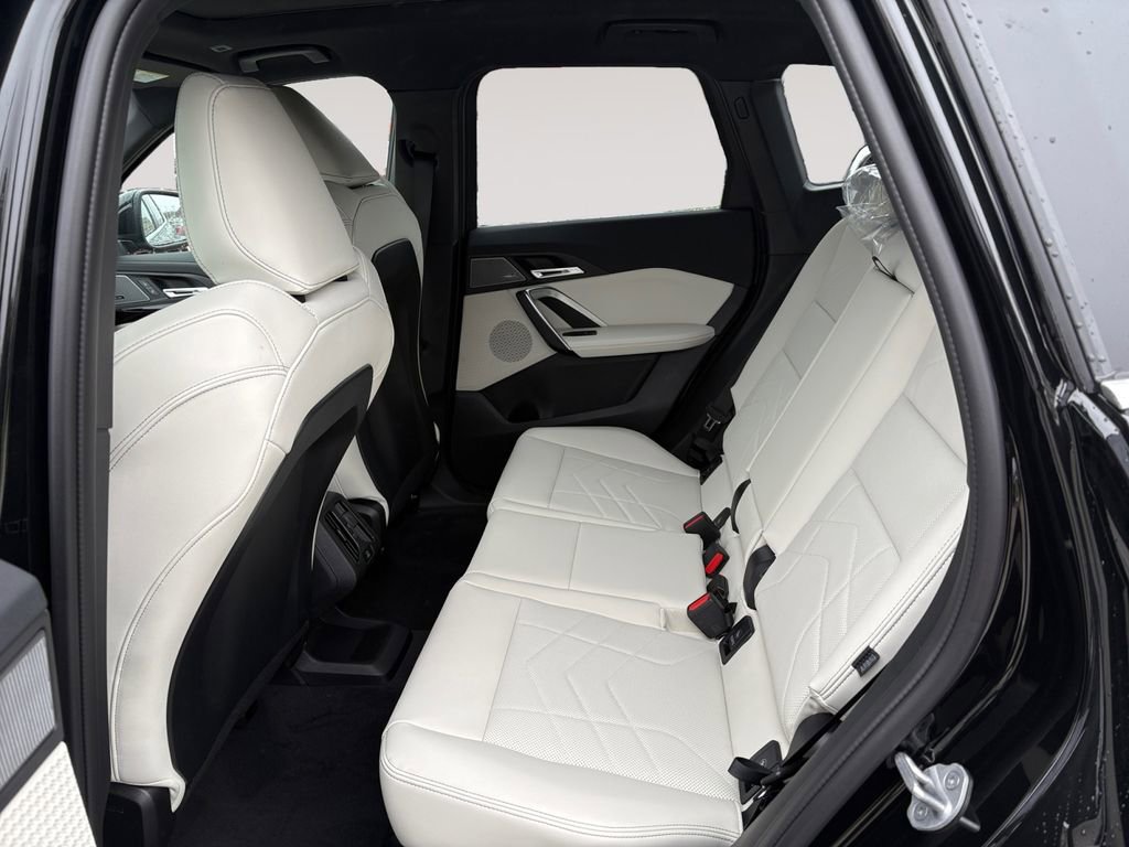 New 2026 BMW X1 xDrive28i image 13