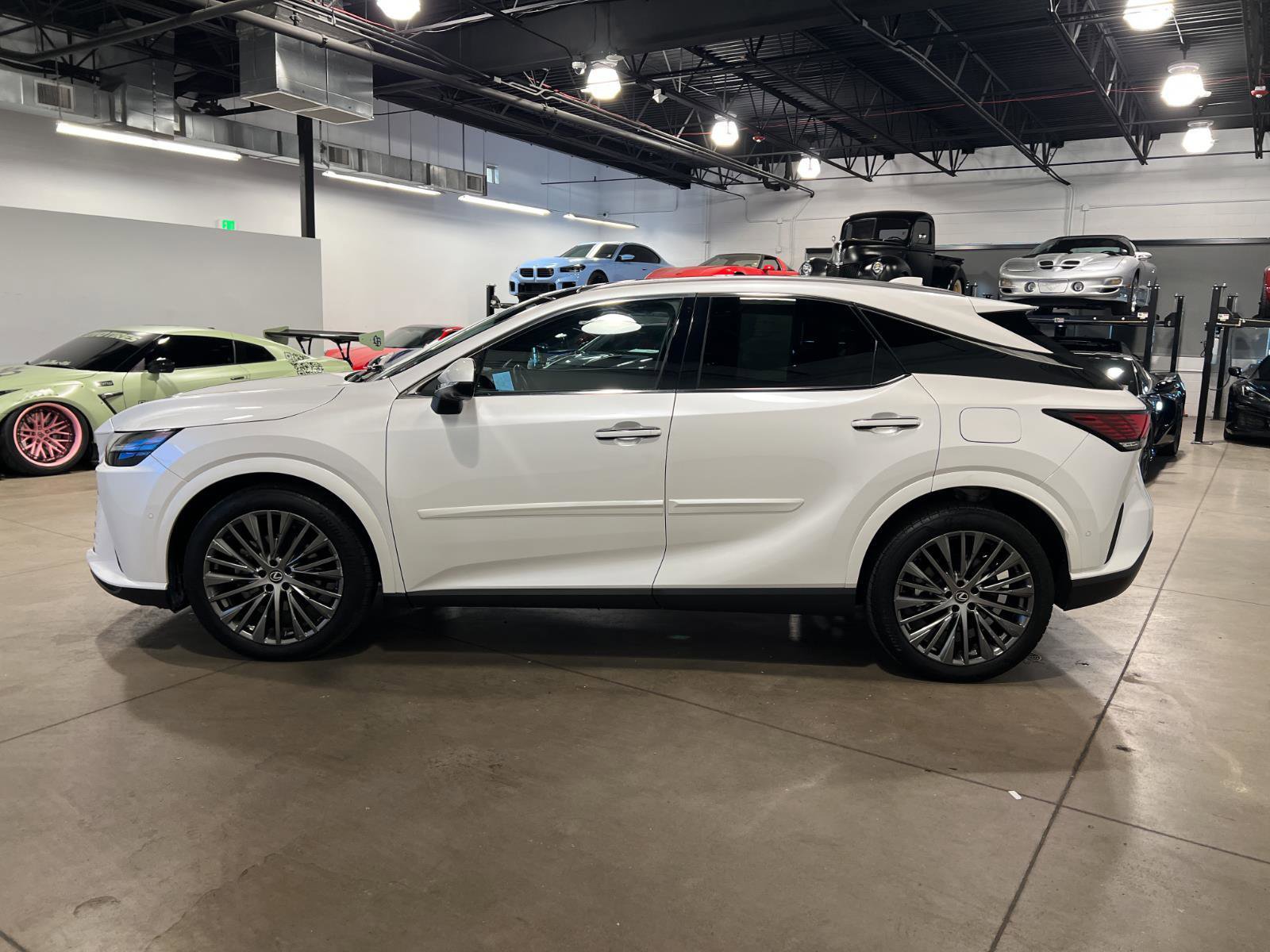 Used 2023 Lexus RX 350 AWD w/ Cold Area Package image 6