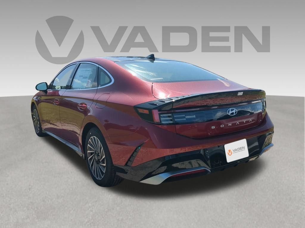 New 2025 Hyundai Sonata Limited FWD image 12
