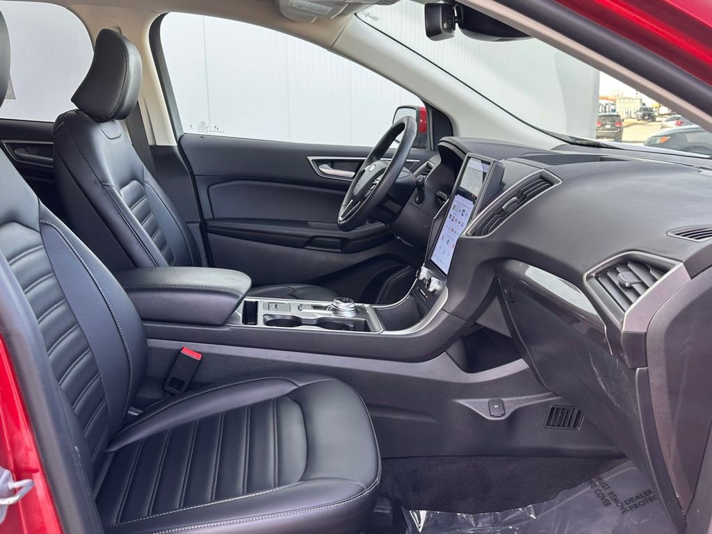 Certified 2024 Ford Edge SEL w/ Convenience Package image 23