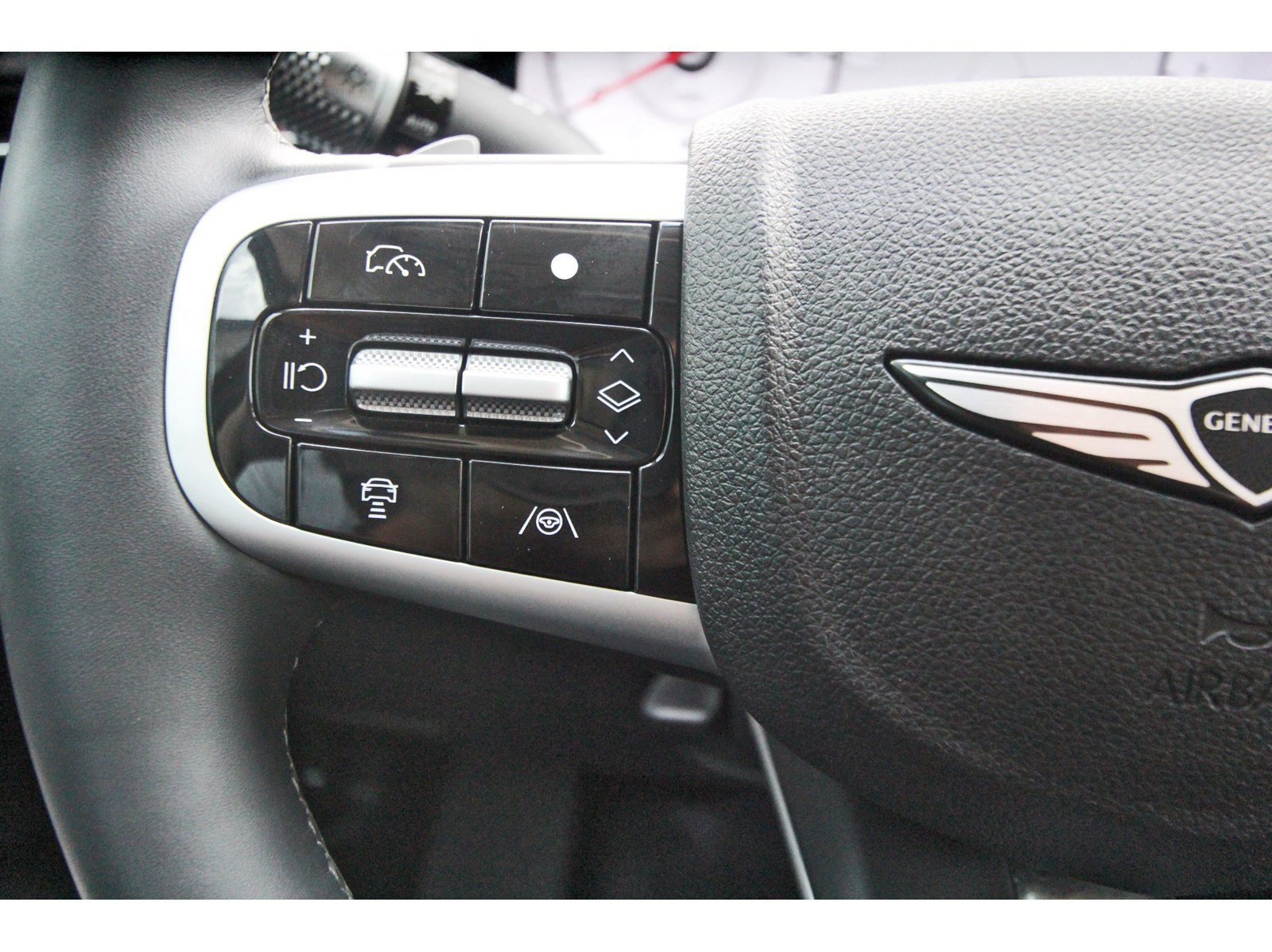 Used 2026 Genesis GV70 2.5T AWD/4WD image 17