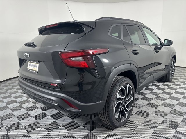 New 2026 Chevrolet Trax RS w/ Sunroof Package image 3