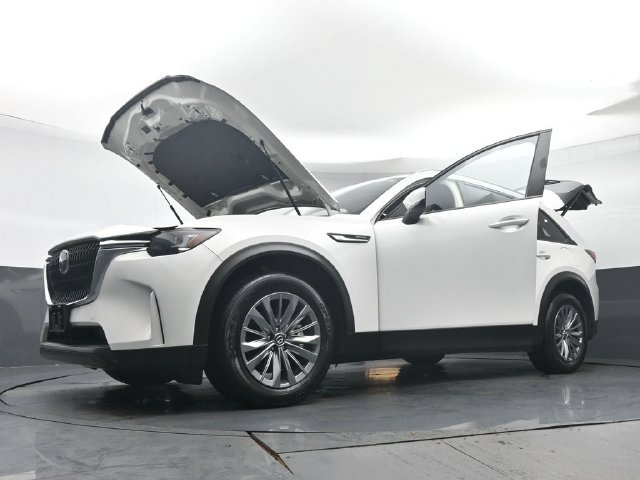 Certified 2024 MAZDA CX-90 Plug-In Hybrid w/ Preferred AWD/4WD image 46