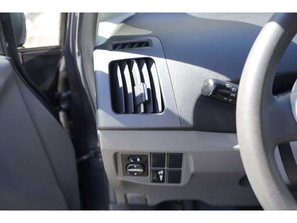 Used 2010 Toyota Prius Two image 11
