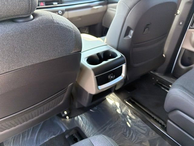New 2026 Kia Carnival LX FWD image 8