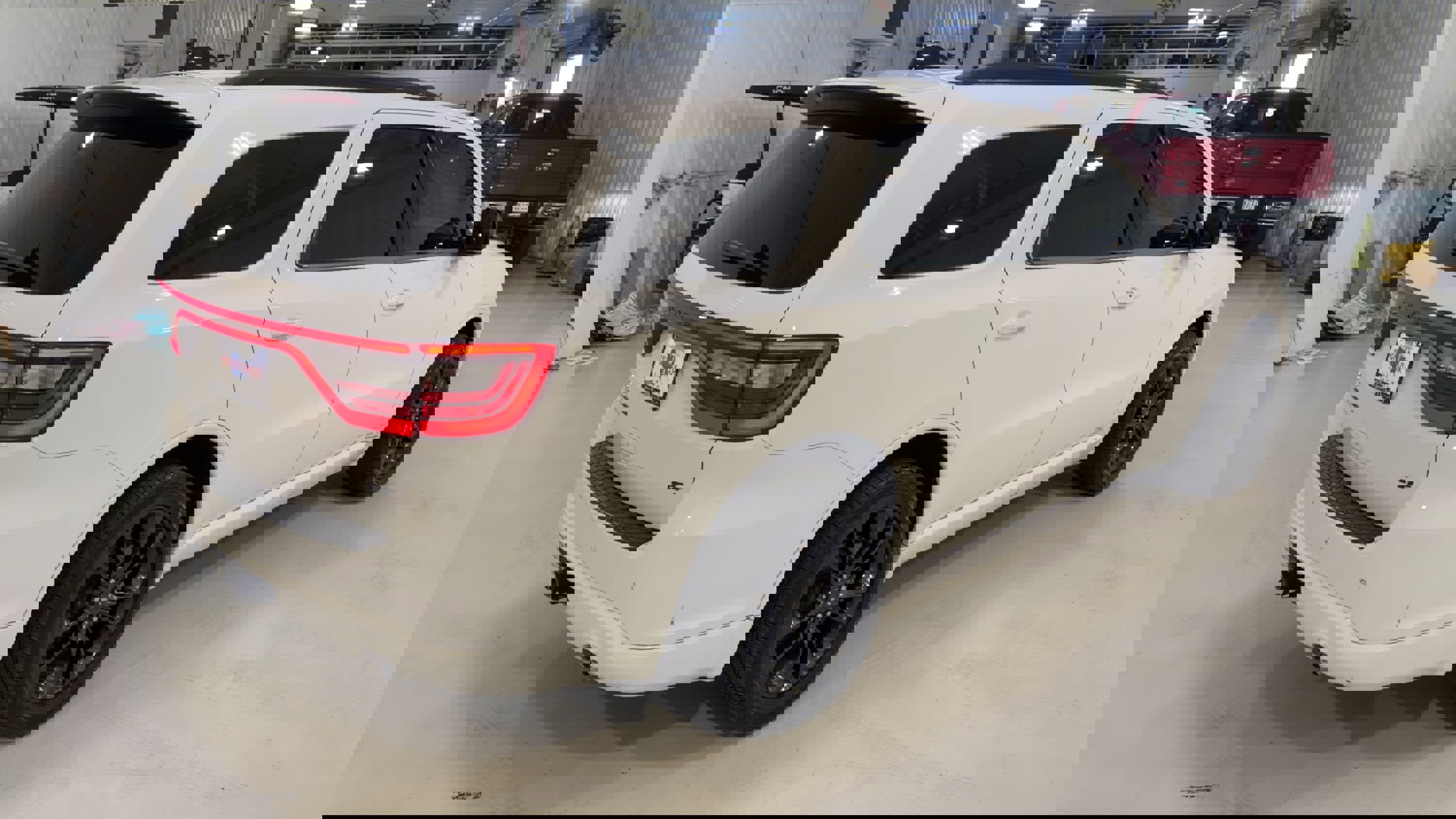 Used 2023 Dodge Durango GT RWD image 9