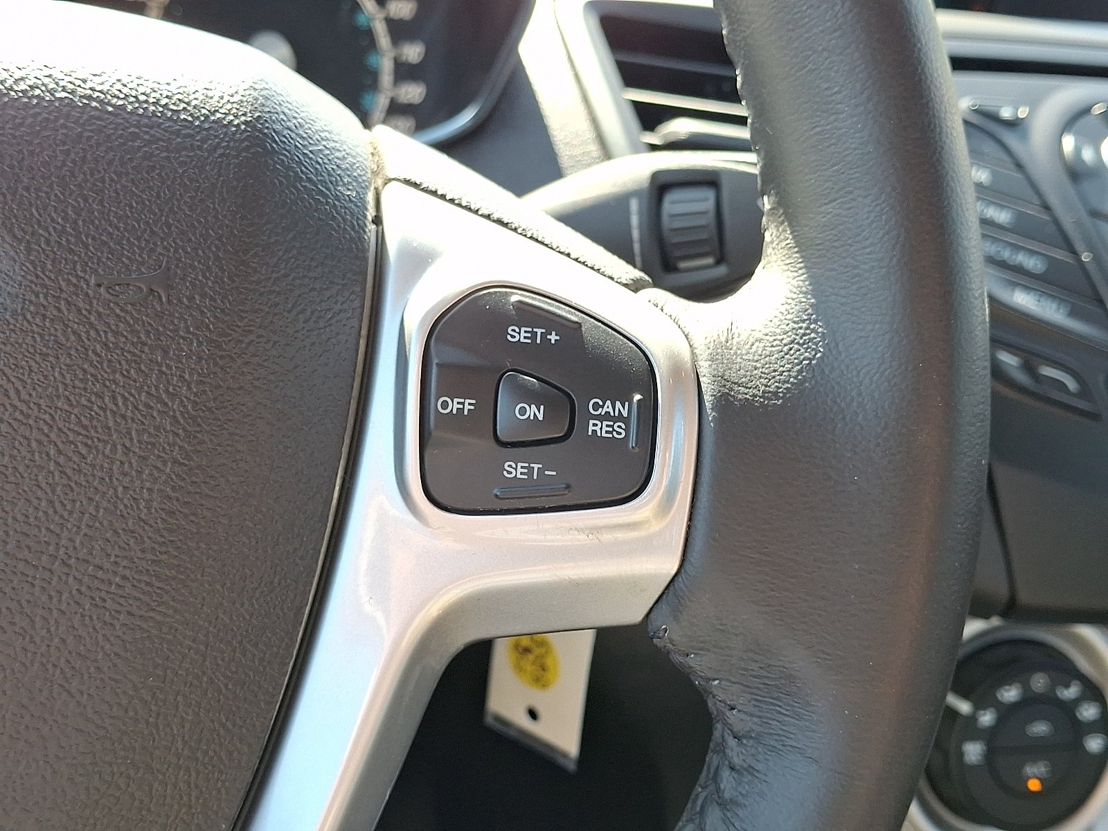 Used 2016 Ford Fiesta SE FWD image 23