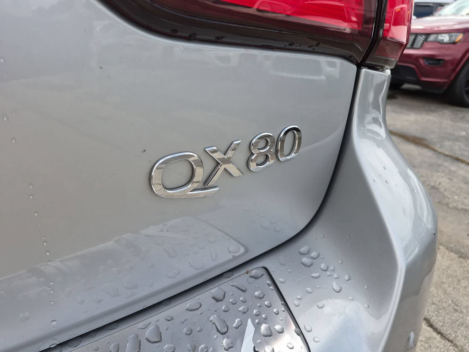 Used 2019 INFINITI QX80 Luxe w/ All-Season Package RWD image 11