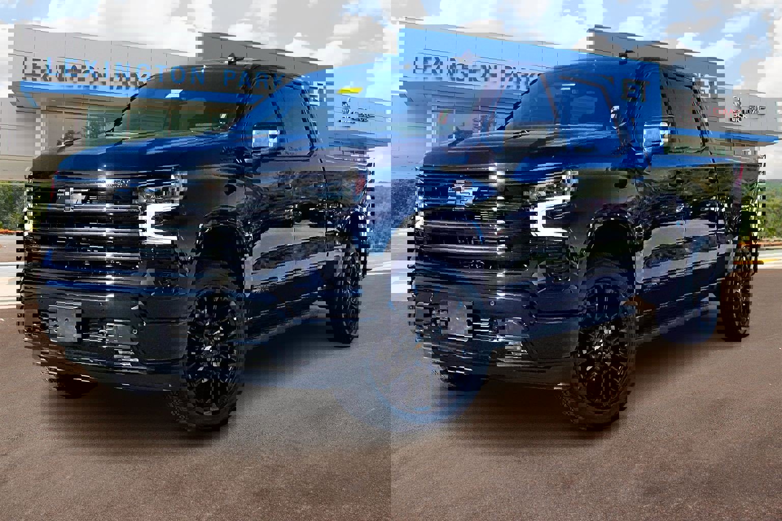 Used 2026 Chevrolet Silverado 1500 High Country w/ Midnight Edition image 12