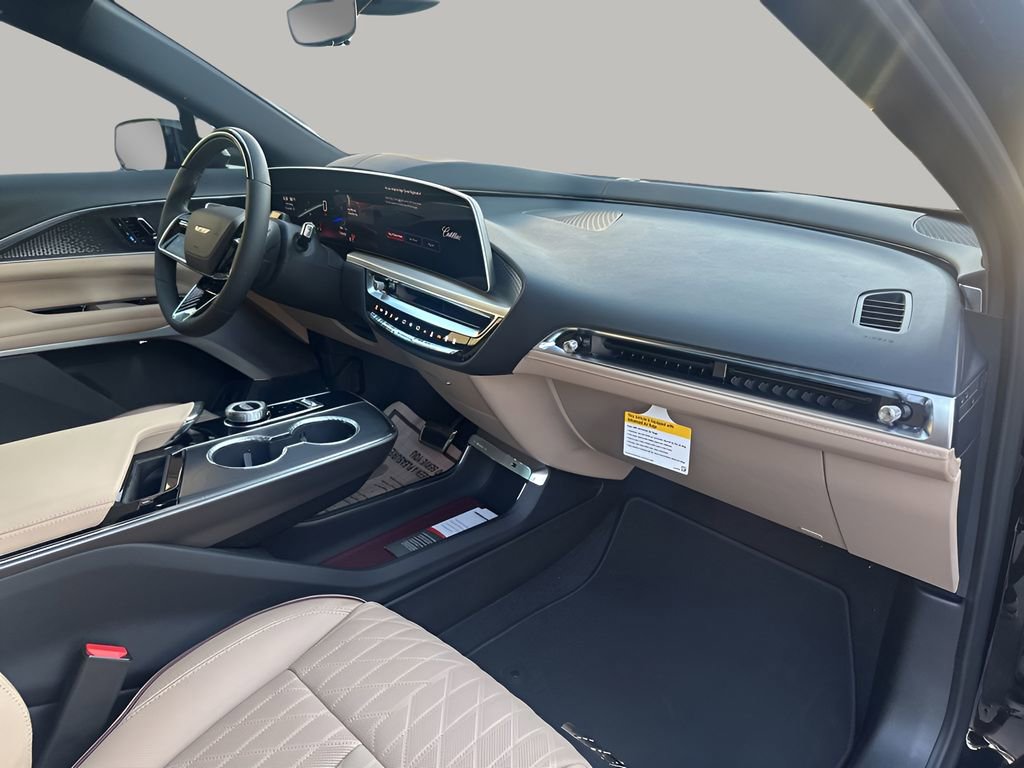 New 2026 Cadillac Lyriq V w/ Exterior Carbon Fiber Package image 14