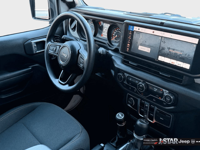 Used 2025 Jeep Gladiator Sport AWD/4WD image 22