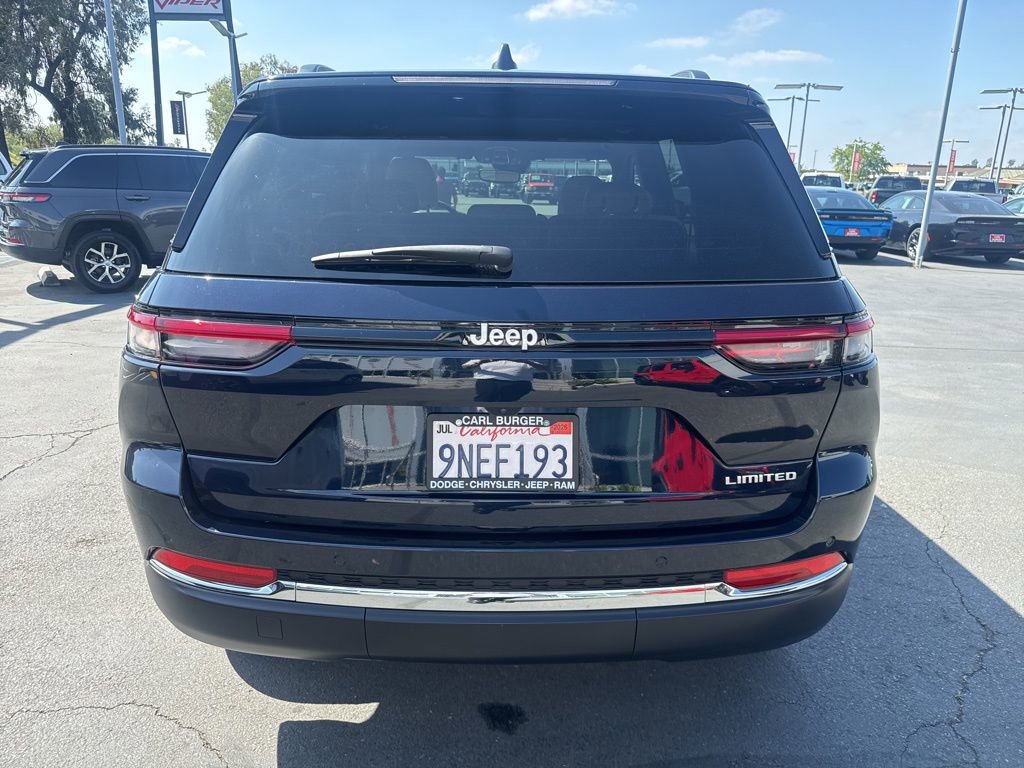 Certified 2024 Jeep Grand Cherokee Limited image 6