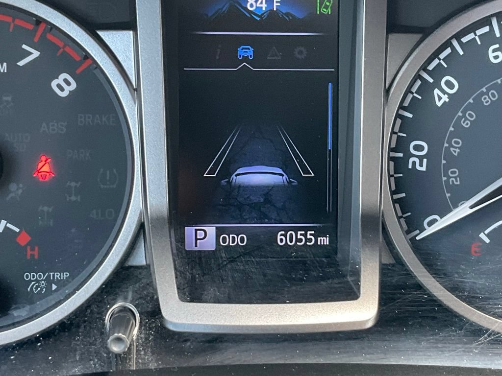 Used 2022 Toyota Tacoma SR5 AWD/4WD image 14