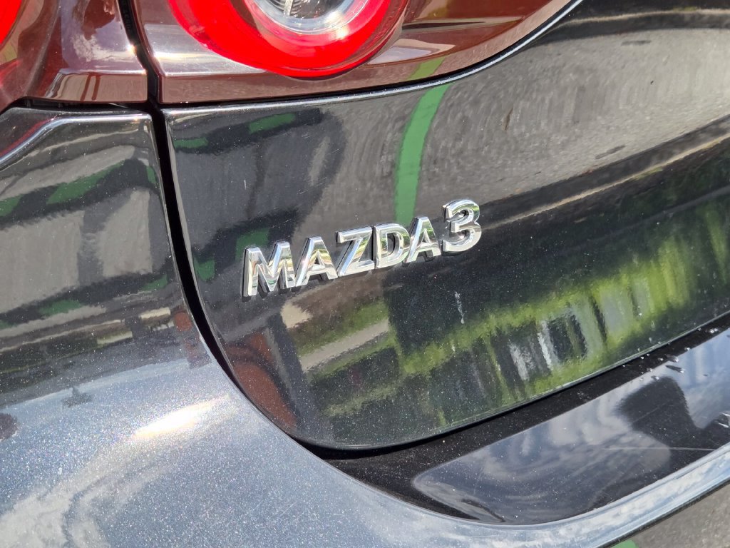 Used 2024 MAZDA MAZDA3 s FWD image 20