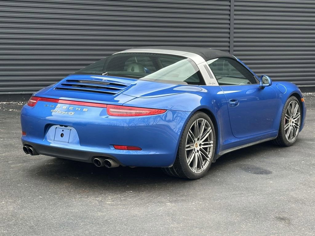 Used 2015 Porsche 911 Targa 4S image 5