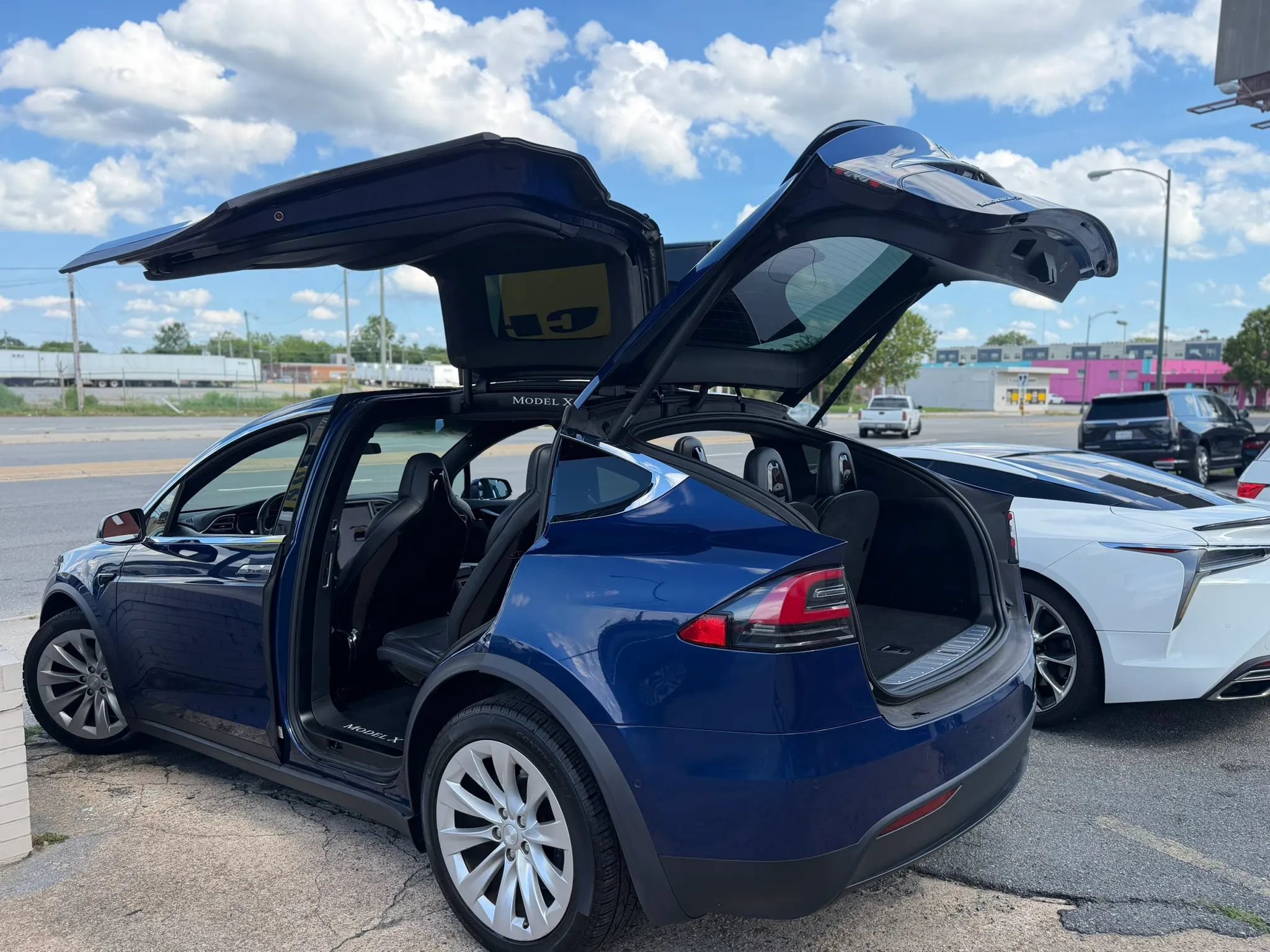Used 2016 Tesla Model X 75D AWD/4WD image 28