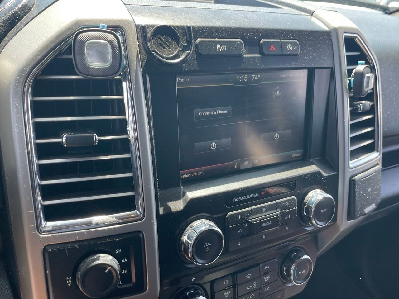 Used 2015 Ford F150 Lariat AWD/4WD image 39