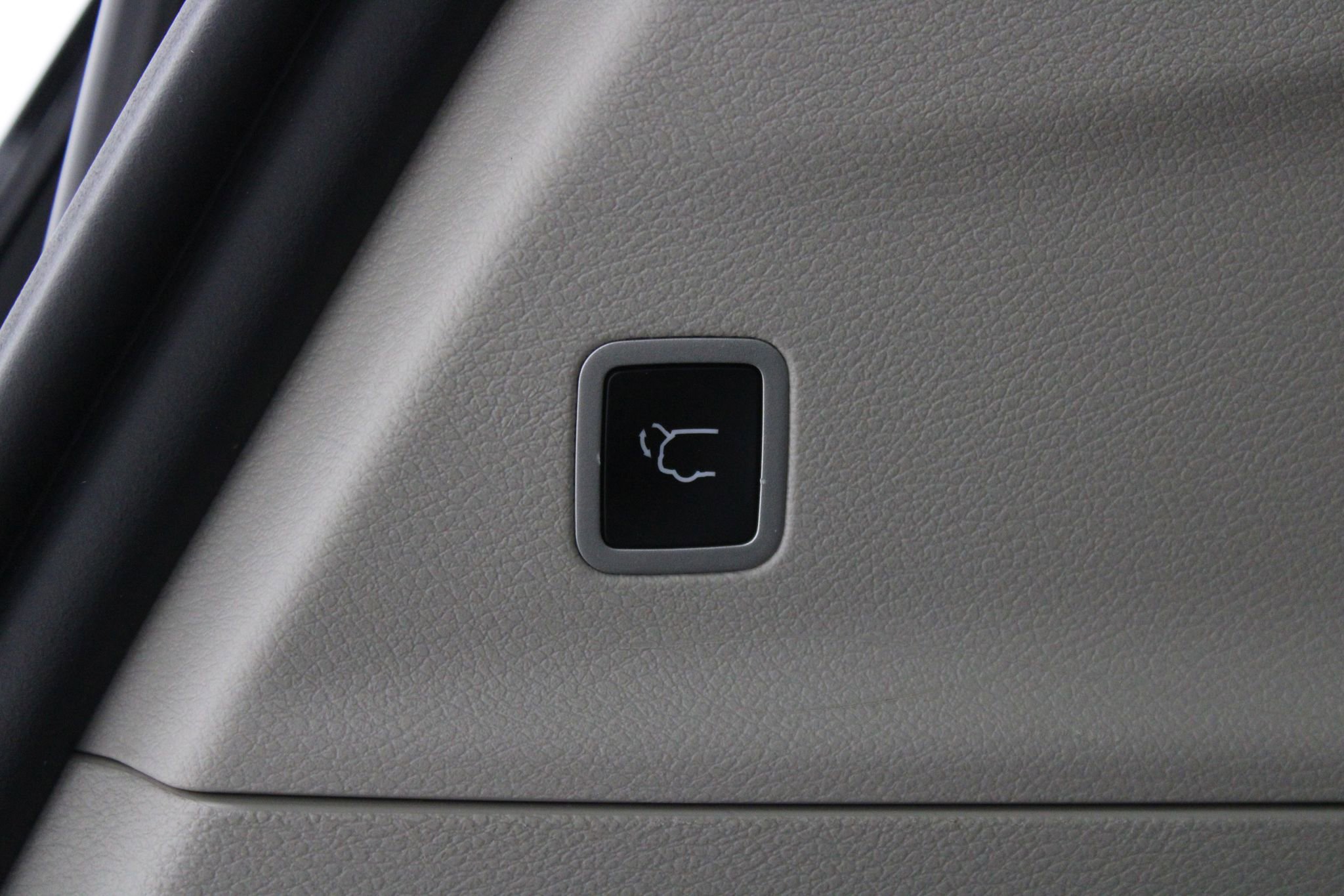 Used 2022 Chrysler Pacifica Touring-L FWD image 21