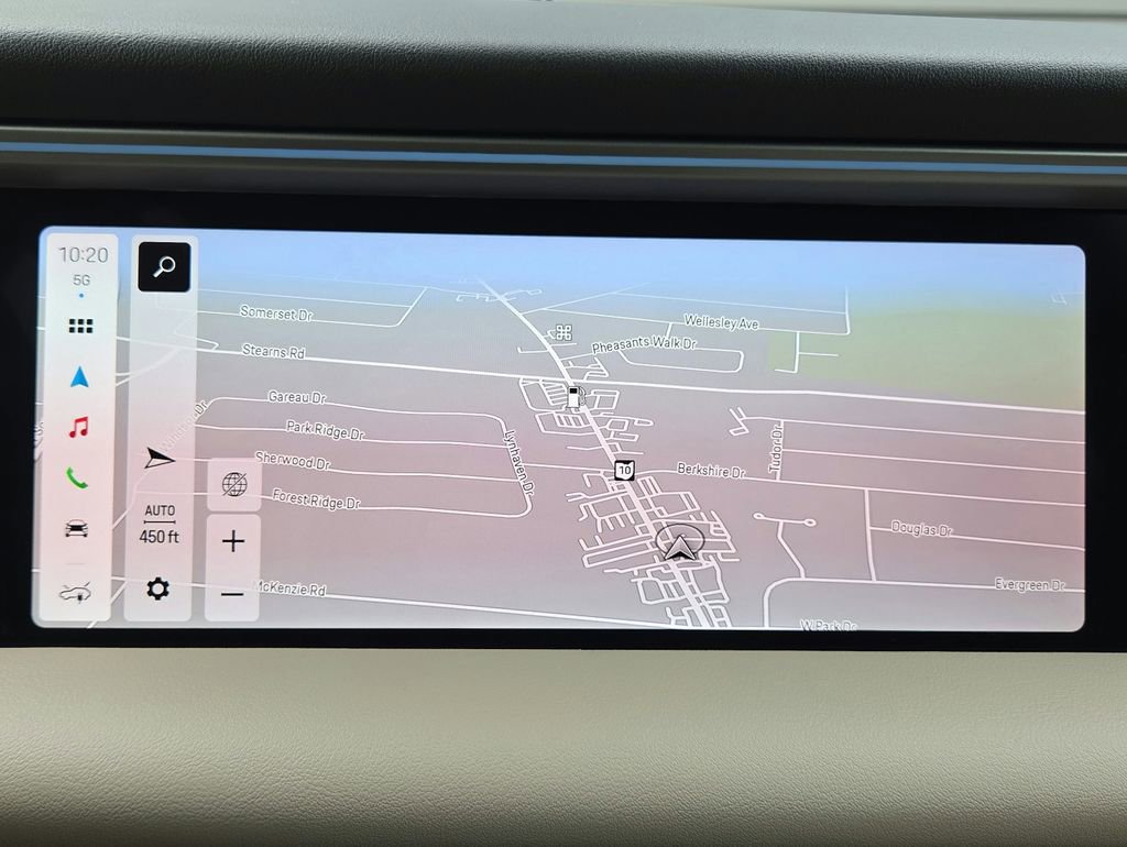 Certified 2025 Porsche Macan 4S Electric image 12