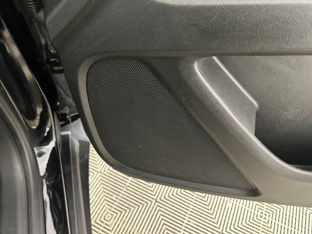 Used 2022 Chevrolet Traverse LT FWD image 29
