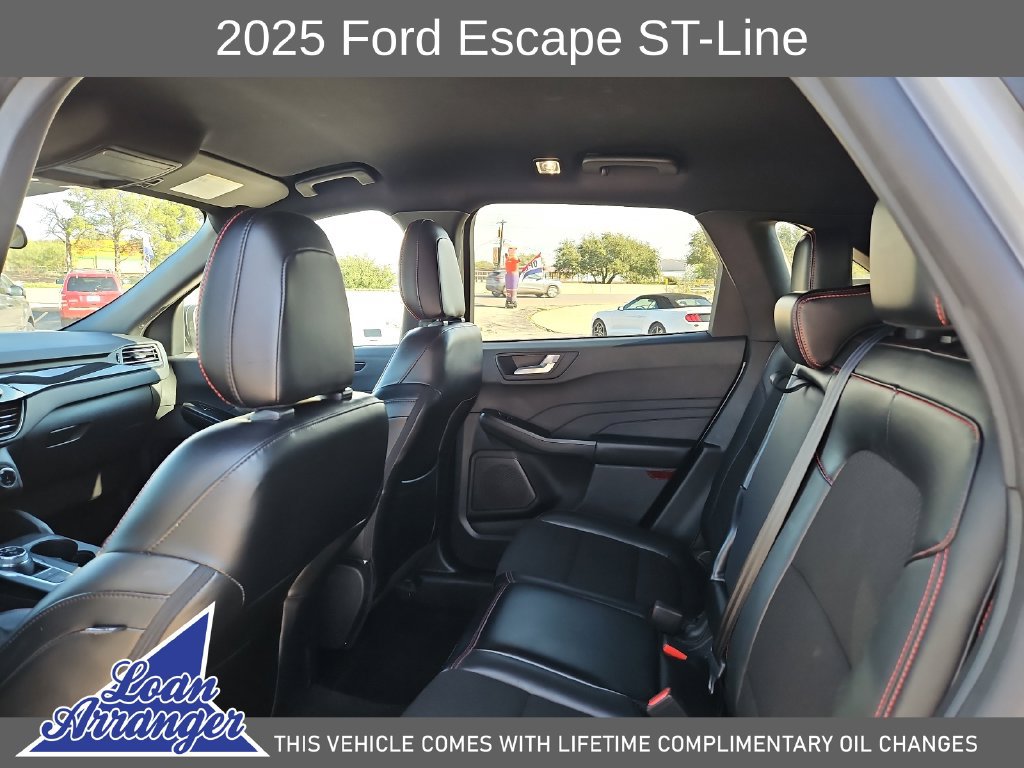 Used 2025 Ford Escape ST-Line FWD image 19