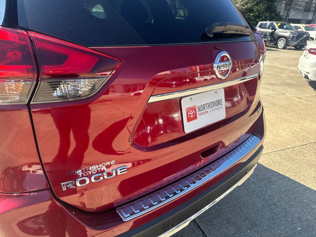 Used 2019 Nissan Rogue SV image 5
