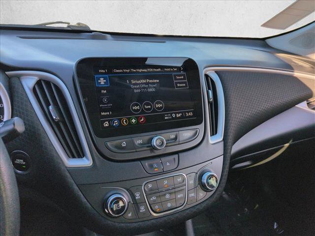 Used 2024 Chevrolet Malibu LT image 12