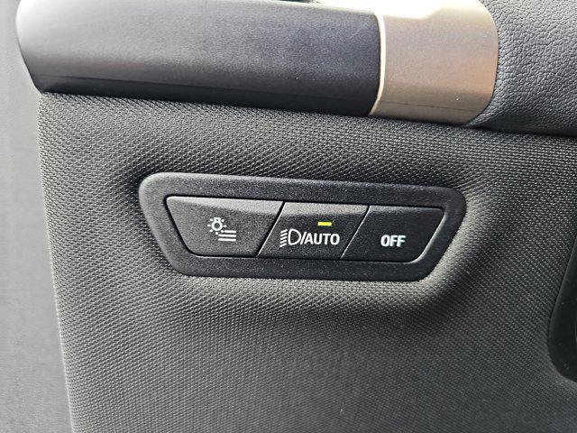 New 2026 BMW iX xDrive60 w/ Premium Package image 26