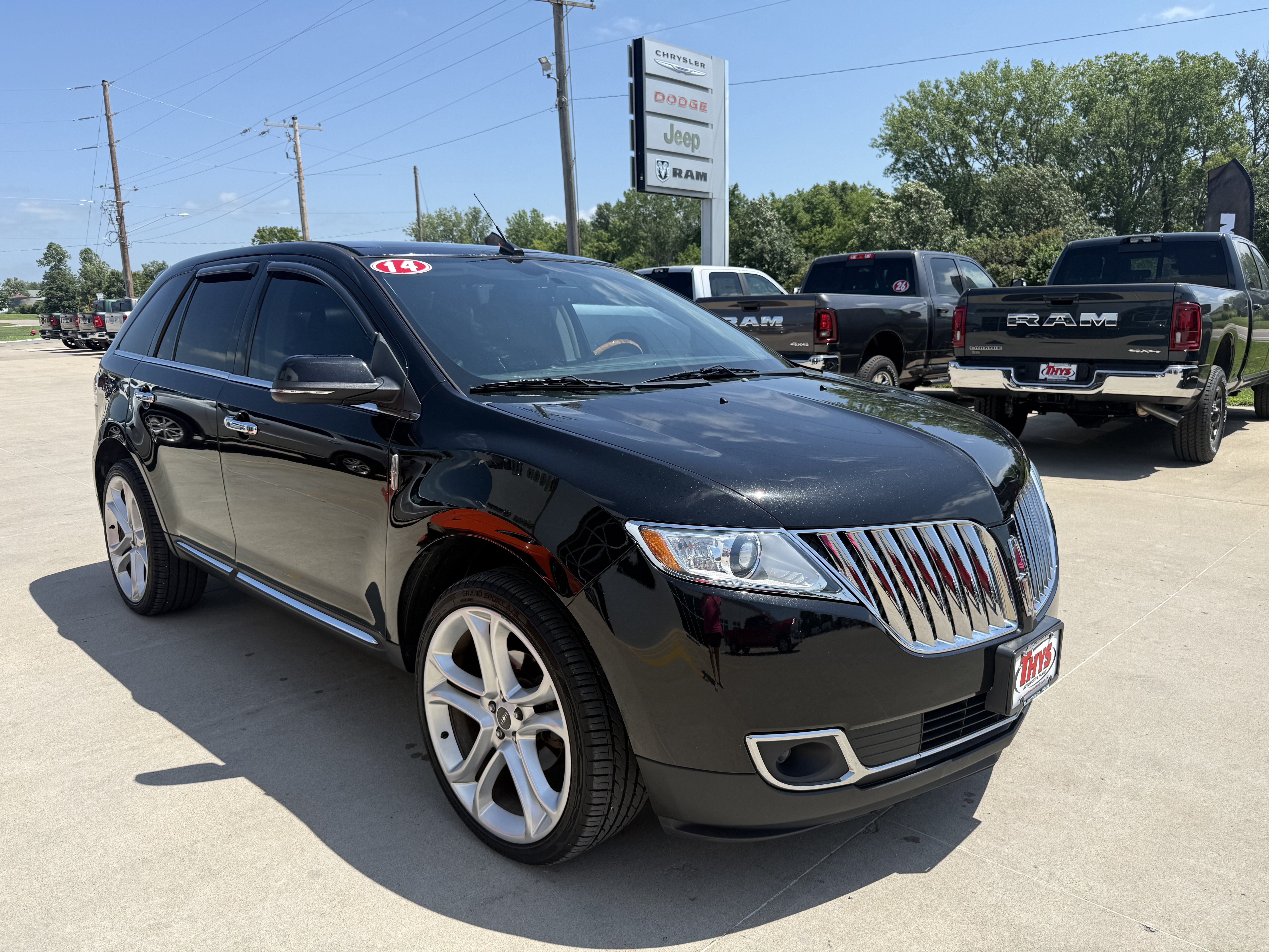 Used 2014 Lincoln MKX AWD w/ Equipment Group 102A image 33