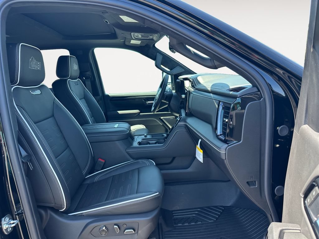 New 2026 GMC Sierra 2500 AT4X w/ AT4X AEV Edition AWD/4WD image 15