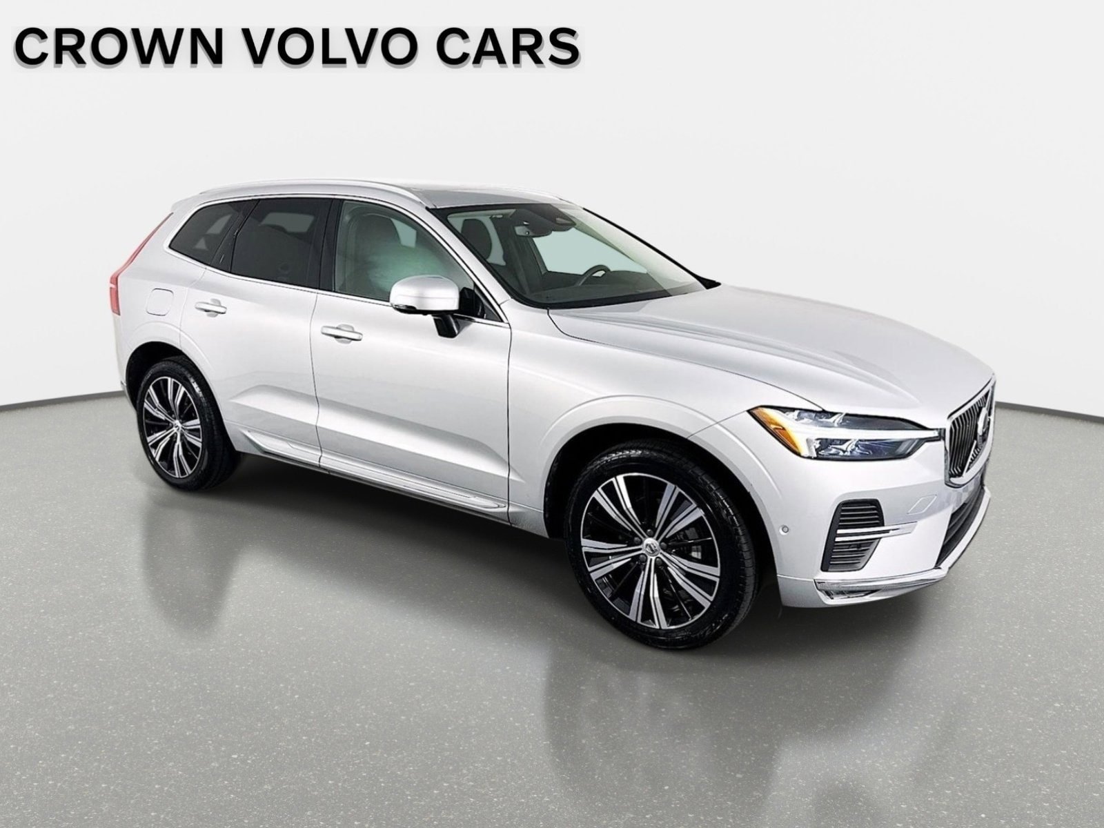 Used 2023 Volvo XC60 B5 Plus w/ Protection Package Premier AWD/4WD image 3