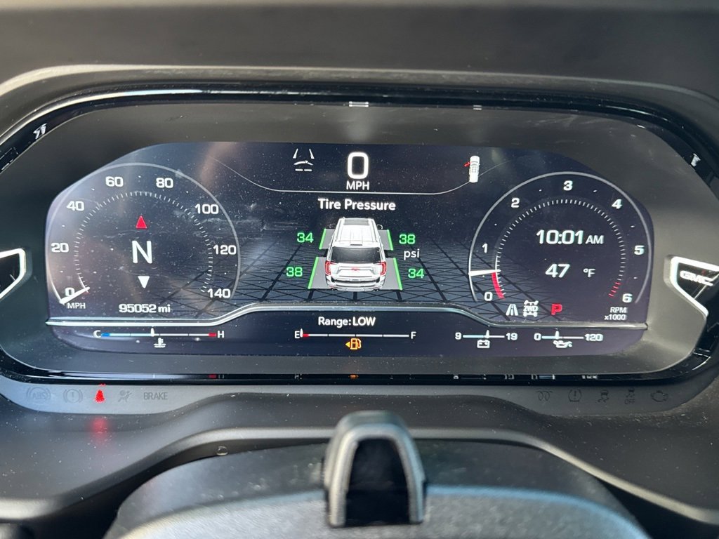 Used 2024 GMC Yukon Denali Ultimate image 9